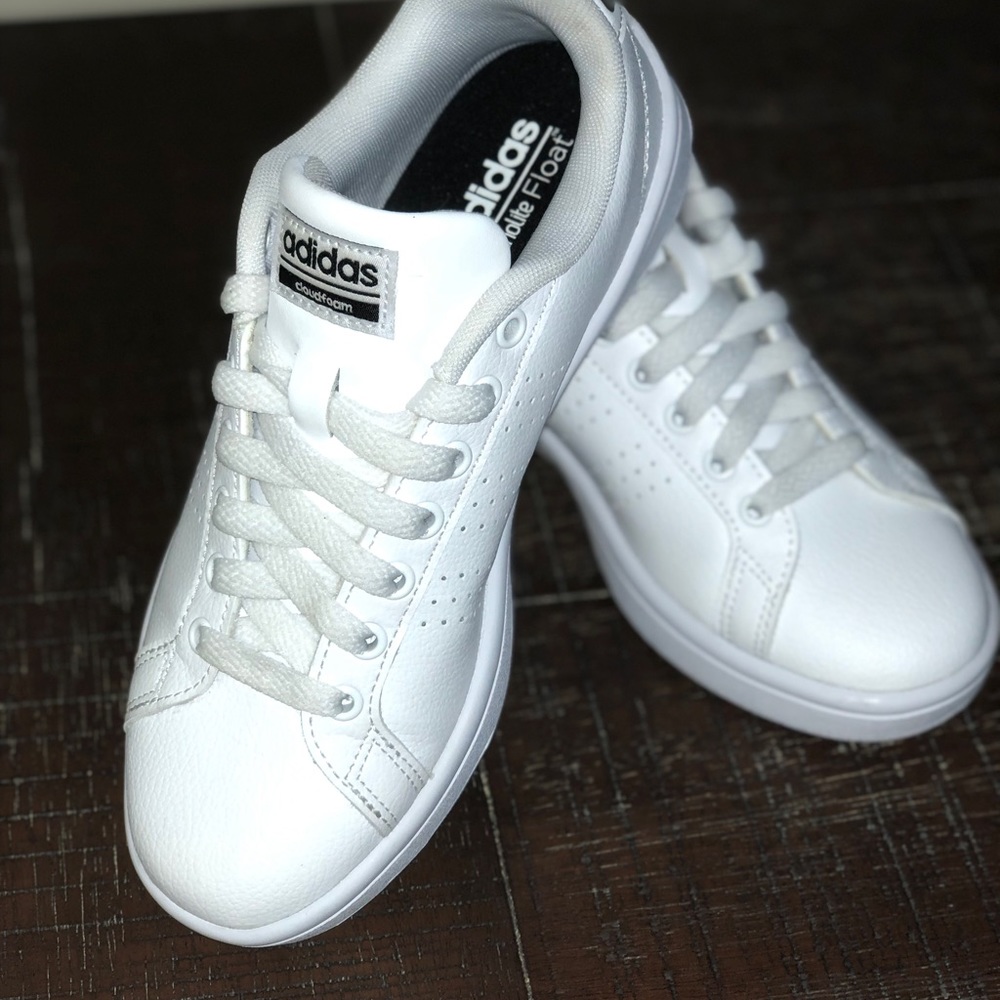 Women’s Adidas Original Black & White Size 5.5
